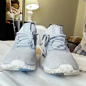 Adidas Kaptir 2.0 size 10